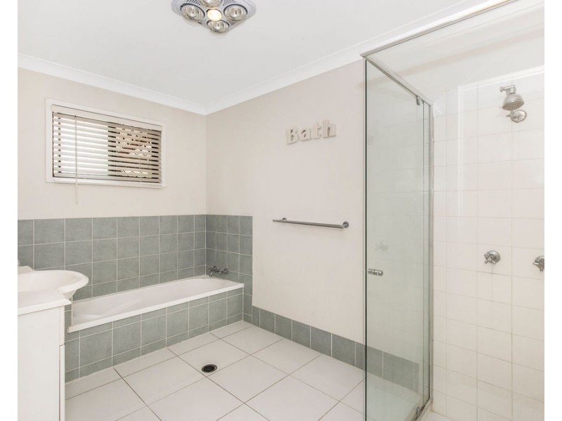 3 Shadowood Street, Kenmore Hills QLD 4069