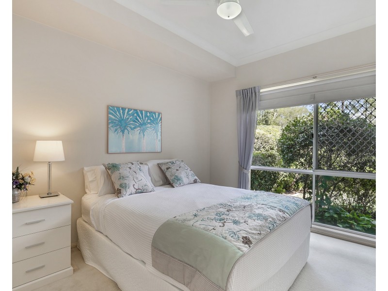 11 Geewan Place, Chapel Hill QLD 4069