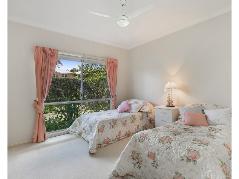 11 Geewan Place, Chapel Hill QLD 4069