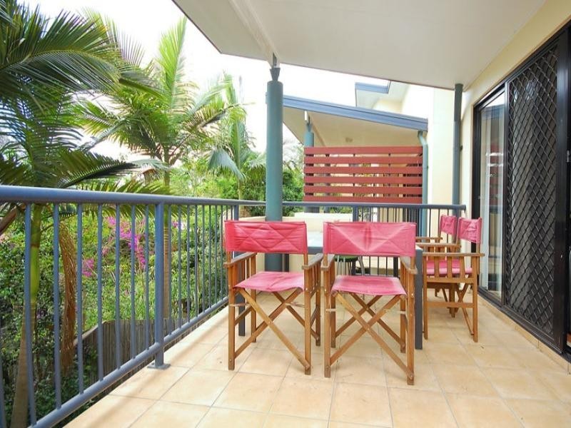 182 Carmody Road, St Lucia QLD 4067