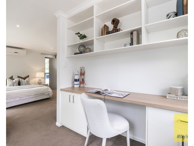 14 Caladenia Street, Indooroopilly QLD 4068