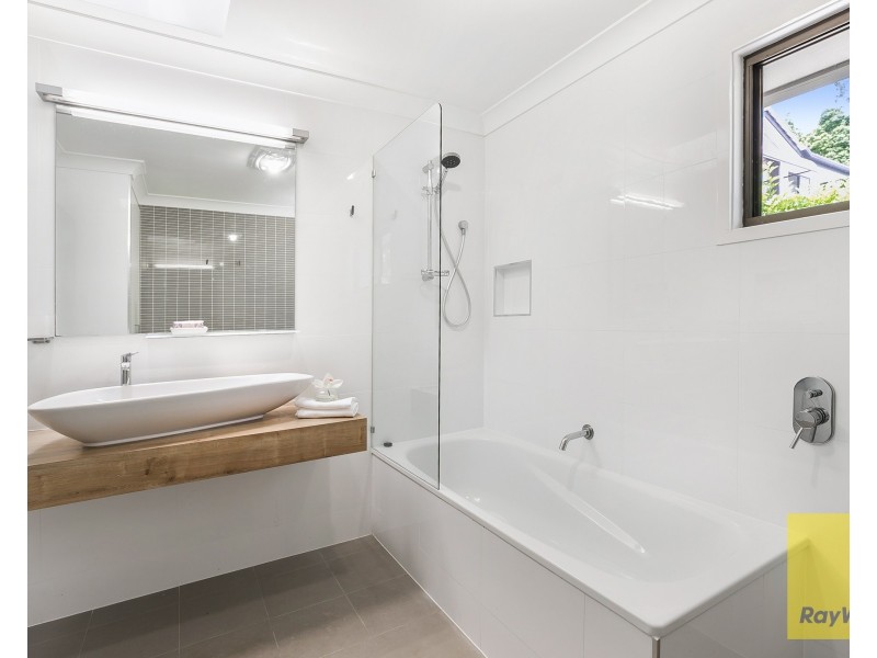 14 Caladenia Street, Indooroopilly QLD 4068