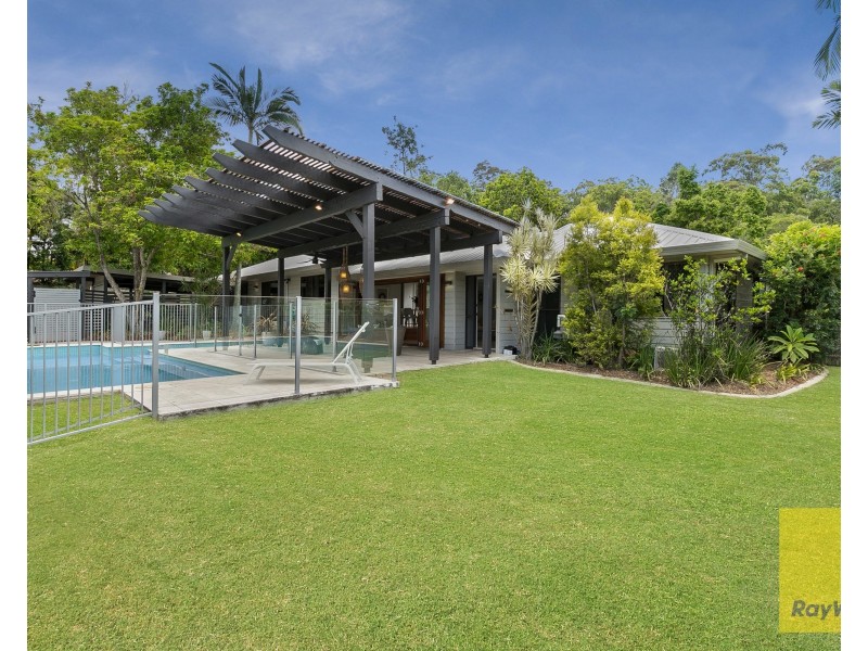 14 Caladenia Street, Indooroopilly QLD 4068