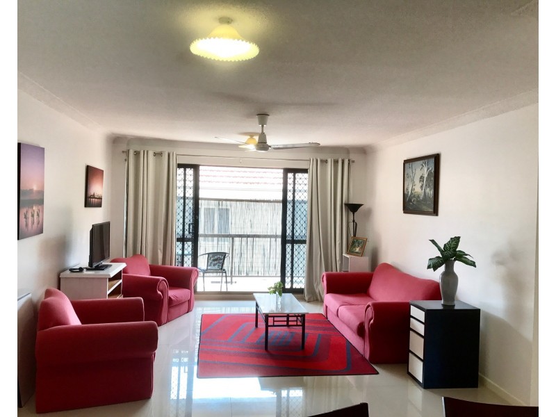 1/237 Sir Fred Schonell Drive, St Lucia QLD 4067