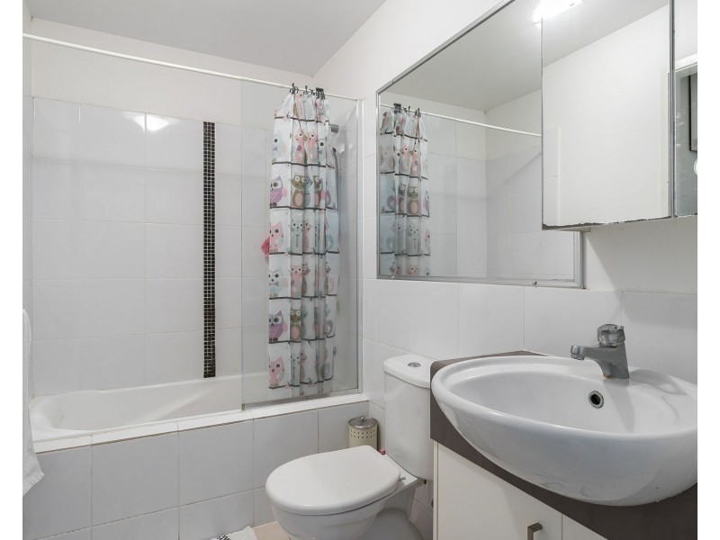 1/612 Sherwood Road, Sherwood QLD 4075