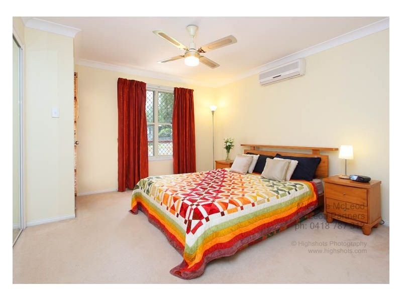 38 Henry Street, Chapel Hill QLD 4069