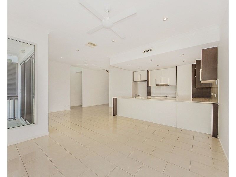 5/57 Sisley Street, St Lucia QLD 4067