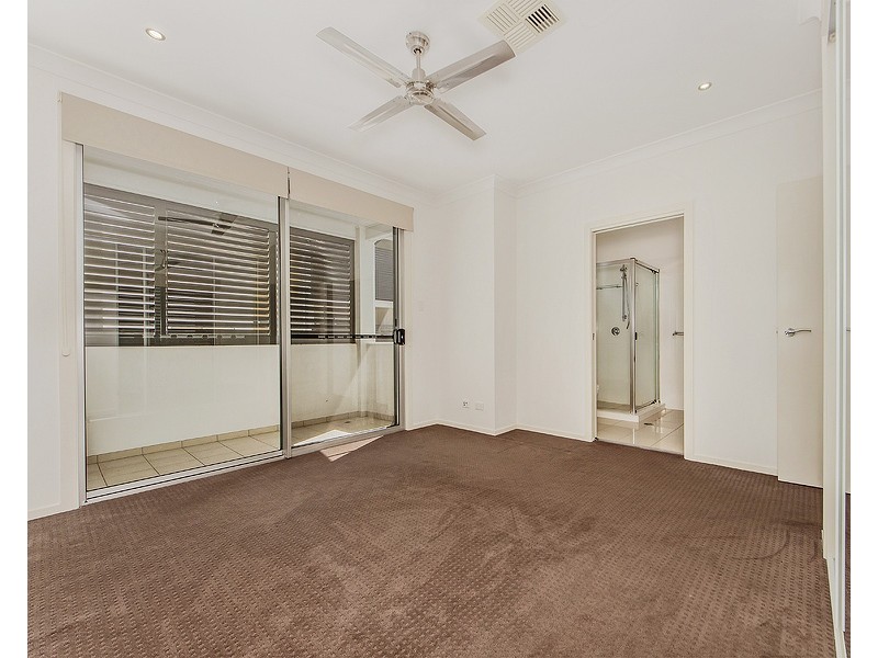 5/57 Sisley Street, St Lucia QLD 4067