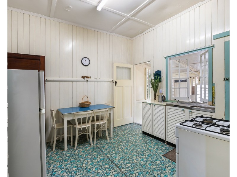 24 Millwood Street, Bardon QLD 4065