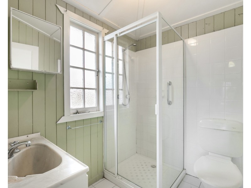 24 Millwood Street, Bardon QLD 4065