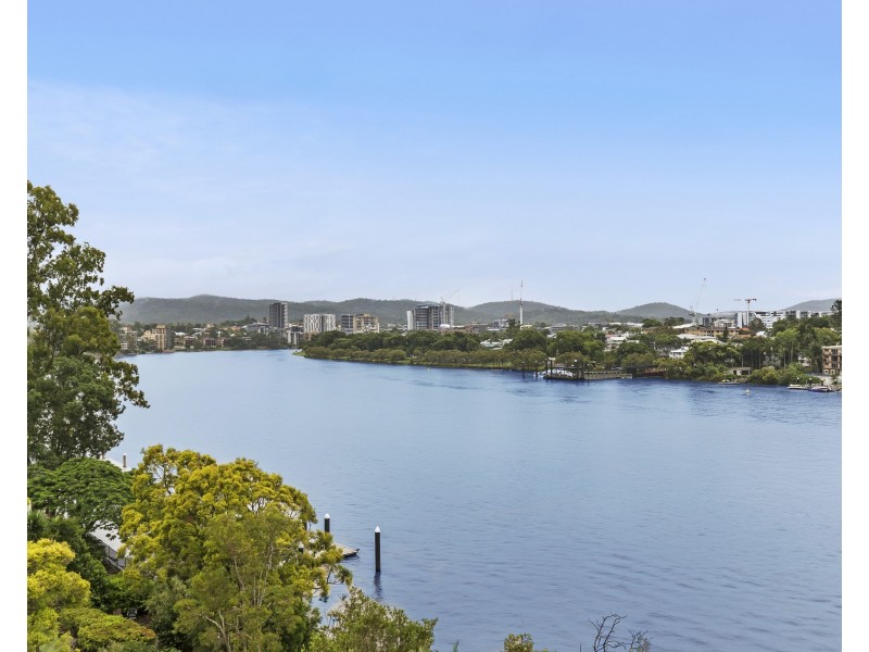 16/122 Macquarie Street, St Lucia QLD 4067