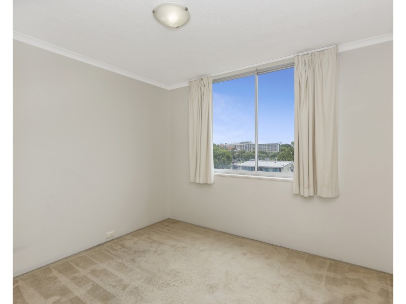 16/122 Macquarie Street, St Lucia QLD 4067