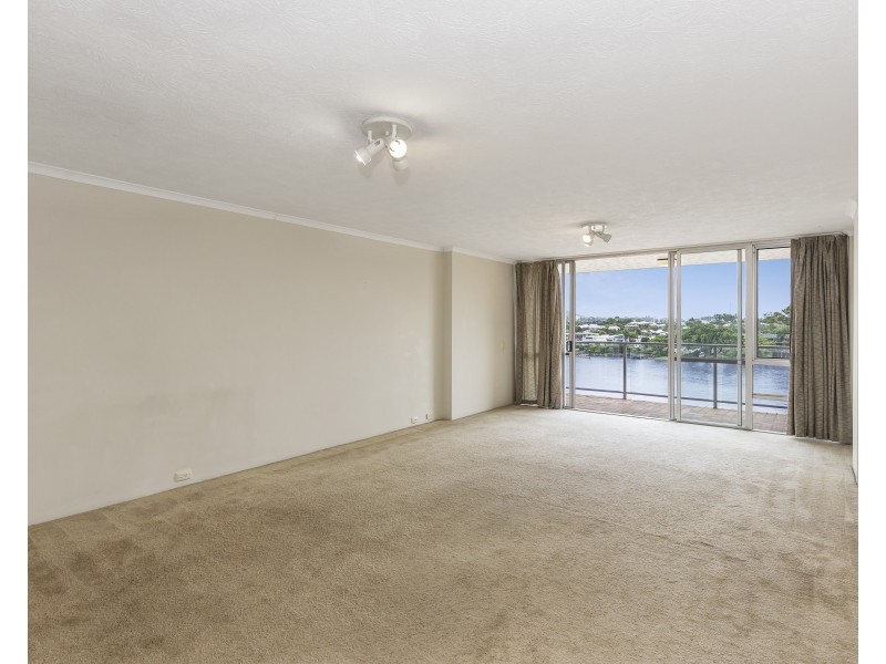 16/122 Macquarie Street, St Lucia QLD 4067