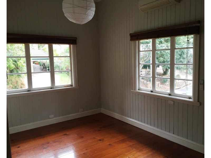 63 Woolley Street, Taringa QLD 4068