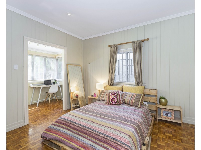 10 Ivy Street, Toowong QLD 4066