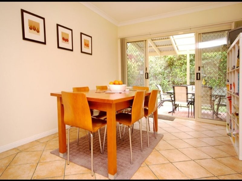 6 Rambler Street, Bardon QLD 4065