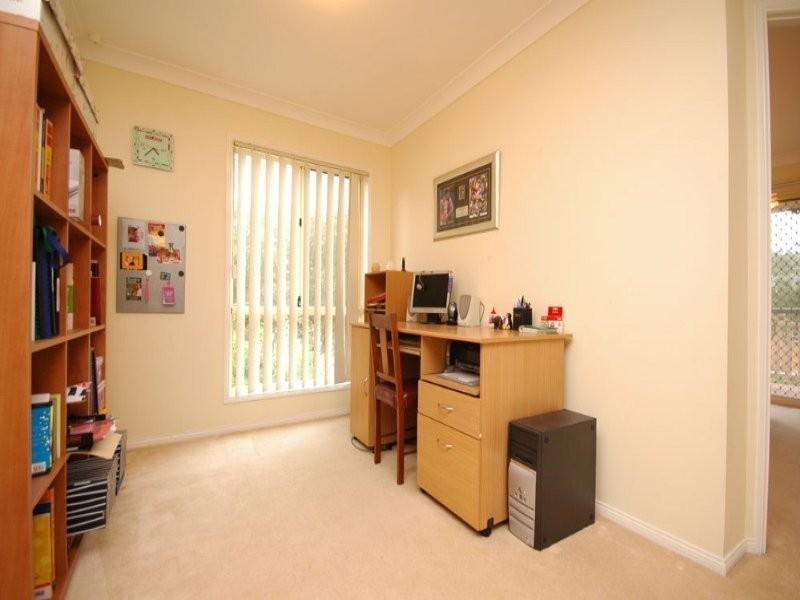 6 Rambler Street, Bardon QLD 4065