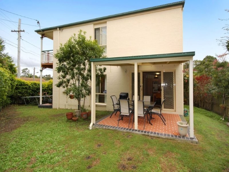 6 Rambler Street, Bardon QLD 4065