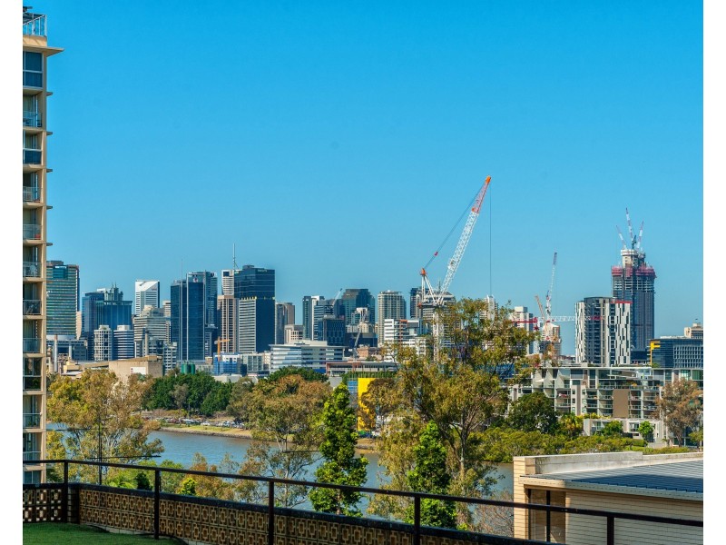 2/42 Dunmore Terrace, Auchenflower QLD 4066