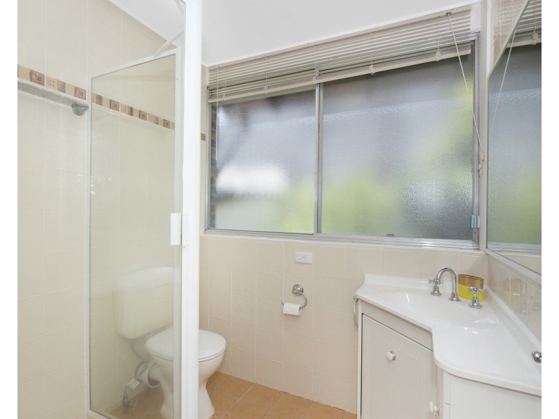 18/18 Holmes Street, Toowong QLD 4066