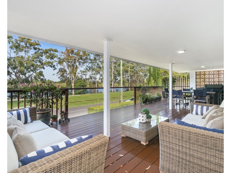 43 Nadine Street, Graceville QLD 4075