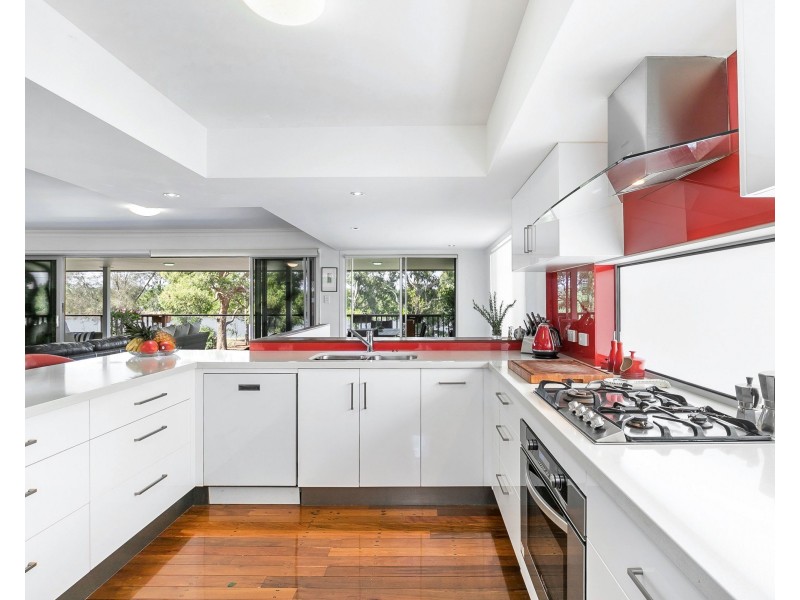 43 Nadine Street, Graceville QLD 4075