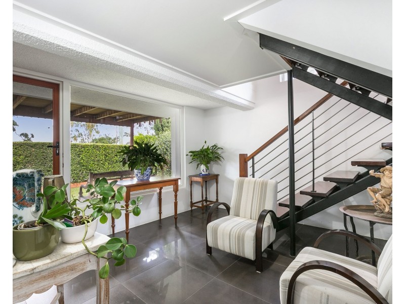 43 Nadine Street, Graceville QLD 4075