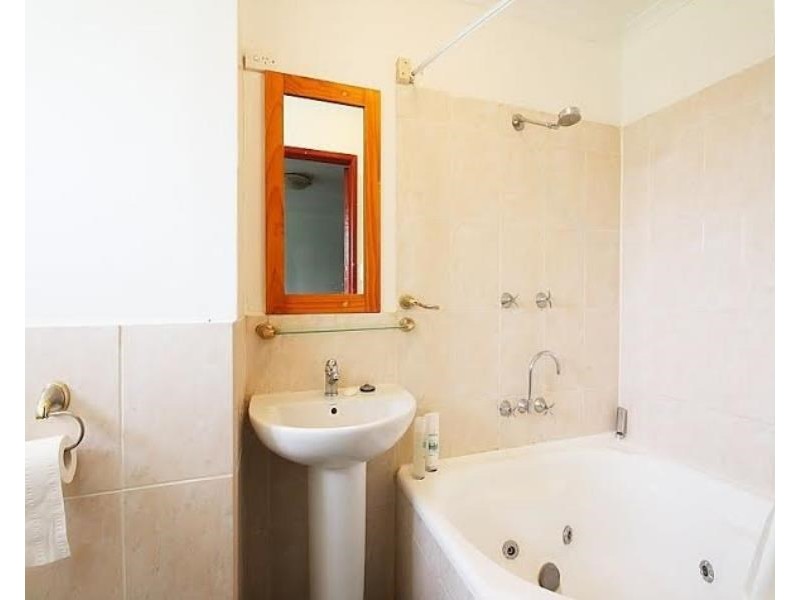 66 Brownie Street, Jamboree Heights QLD 4074