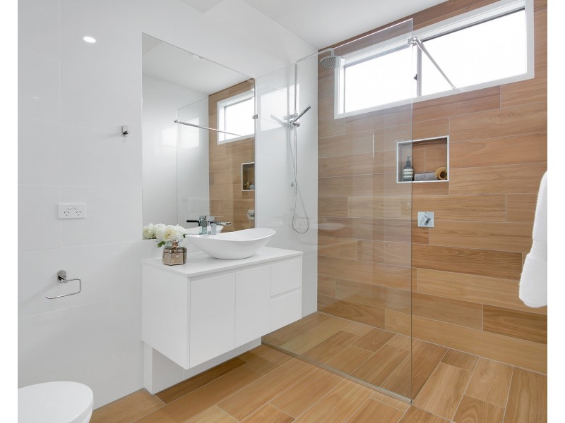 25 Bellevue Parade, Taringa QLD 4068