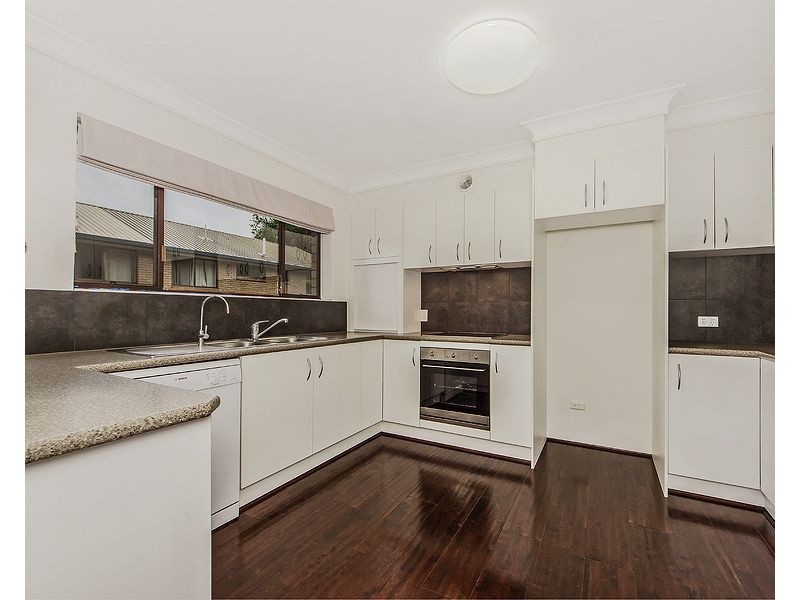3/32 Mitre Street,, St Lucia QLD 4067