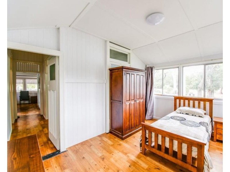 85 Moggill Road, Taringa QLD 4068