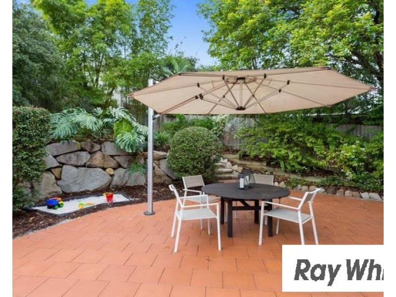 30 Camira Street, St Lucia QLD 4067