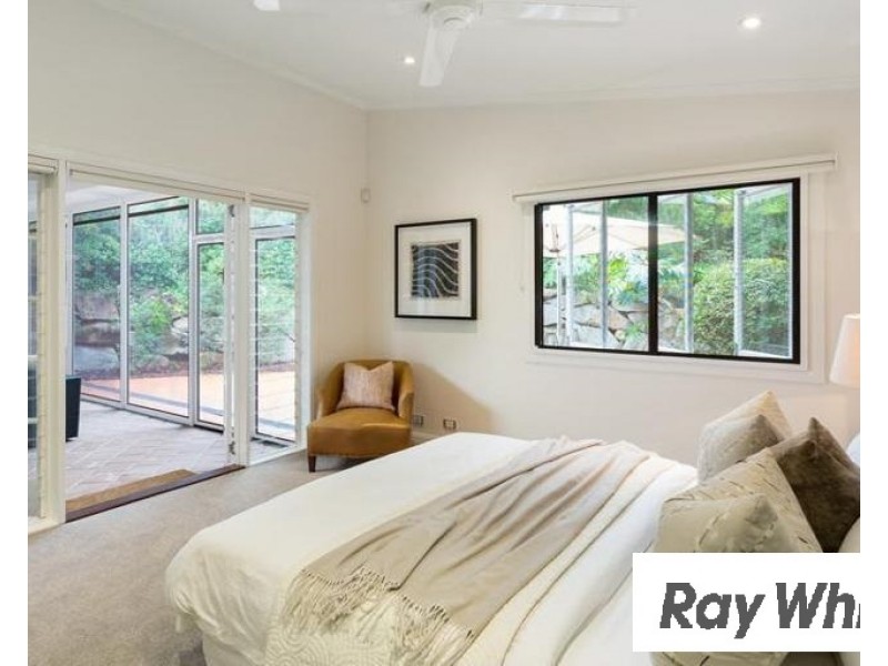 30 Camira Street, St Lucia QLD 4067