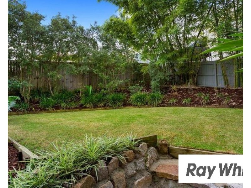 30 Camira Street, St Lucia QLD 4067