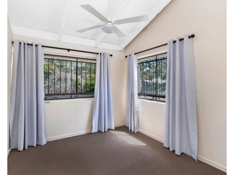2/136 Miskin Street, Toowong QLD 4066