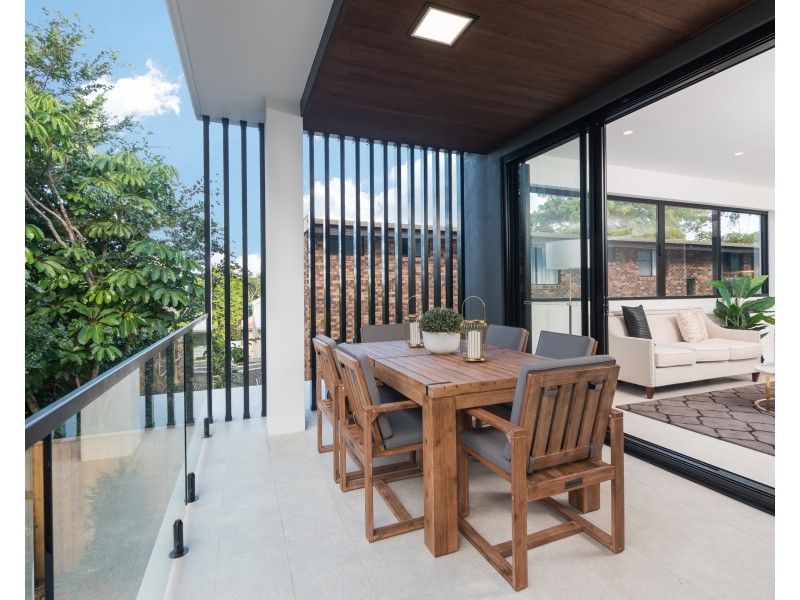 110 Carmody Road, St Lucia QLD 4067