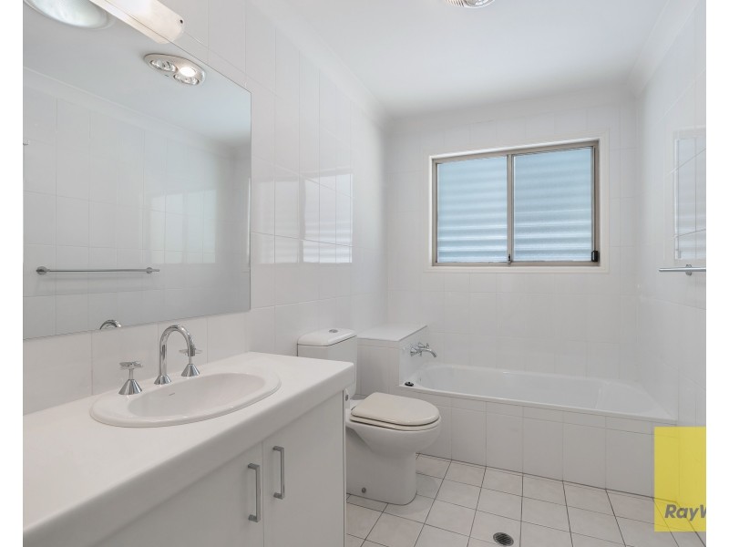 66 Jolimont Street, Sherwood QLD 4075