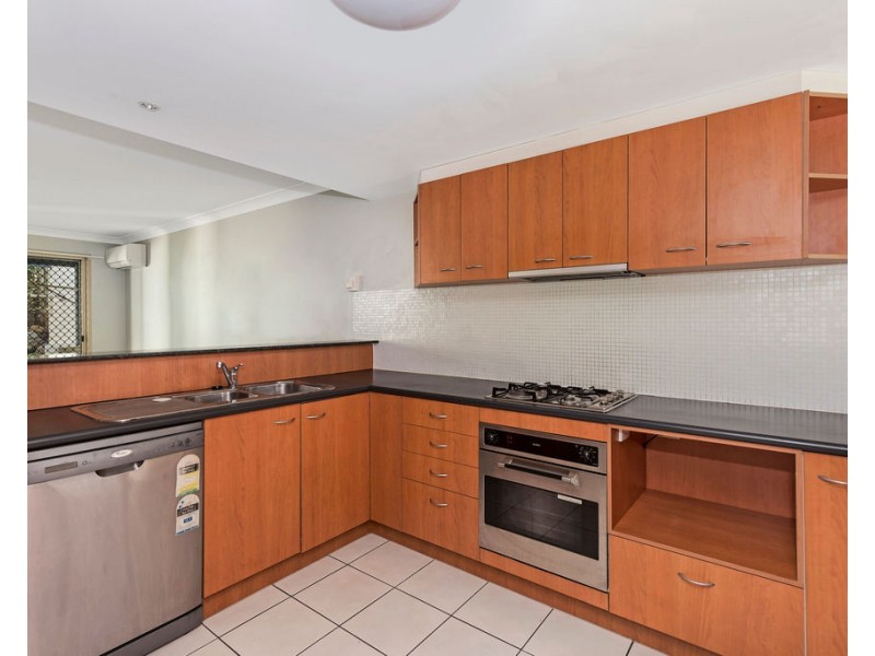 15/47 Newcomen Street, Indooroopilly QLD 4068