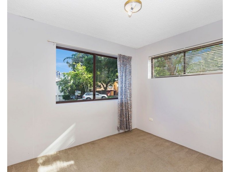2/43 Stanley Terrace, Taringa QLD 4068