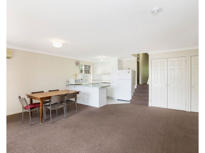 1/11 Sir Fred Schonell Drive, St Lucia QLD 4067