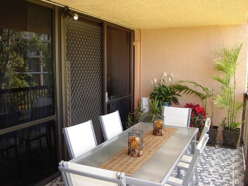 6/72 Sandford Street, St Lucia QLD 4067