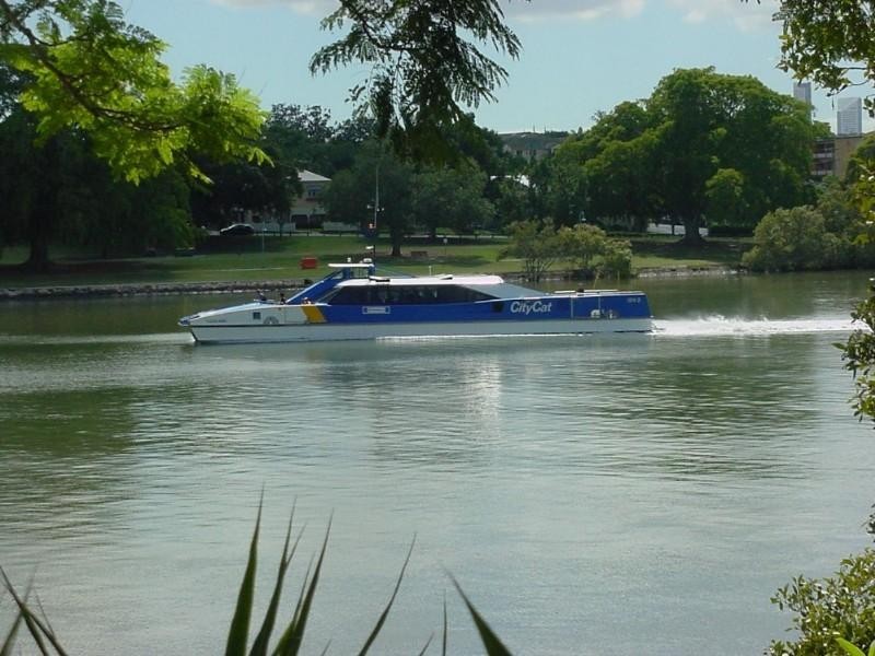 6/72 Sandford Street, St Lucia QLD 4067