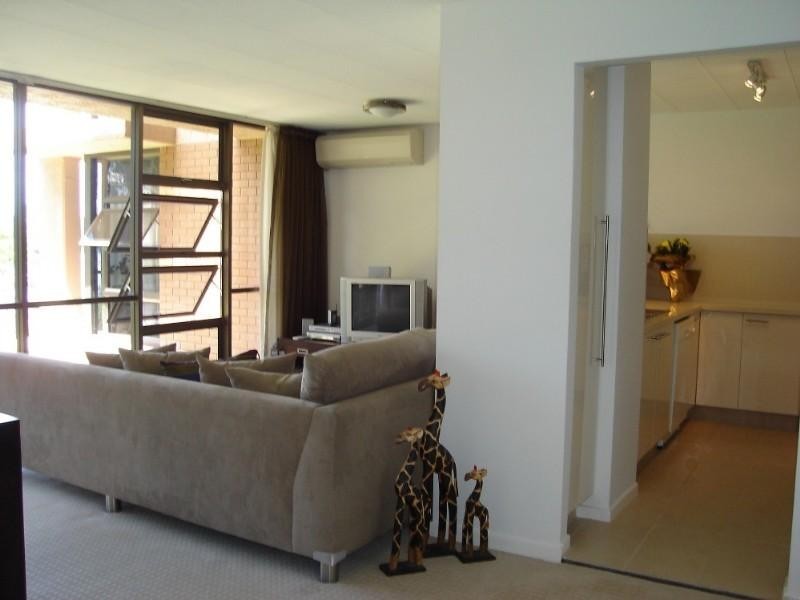 6/72 Sandford Street, St Lucia QLD 4067