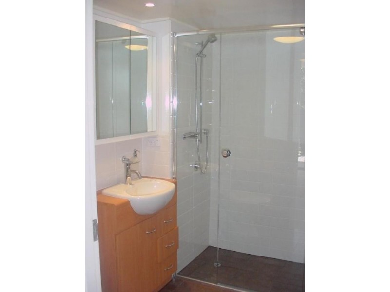 6/72 Sandford Street, St Lucia QLD 4067