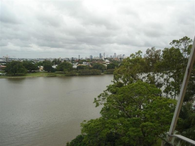 26/82 Sandford Street, St Lucia QLD 4067