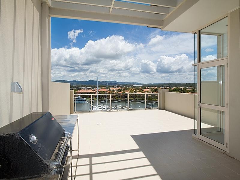 1781/1 Rialto Quays Drive, Hope Island QLD 4212