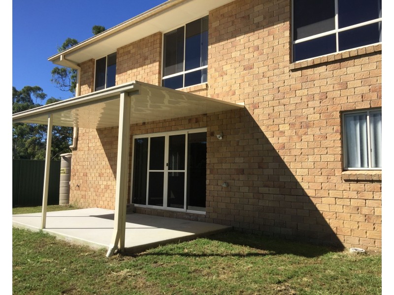 5 Margaret Court, Kenmore QLD 4069