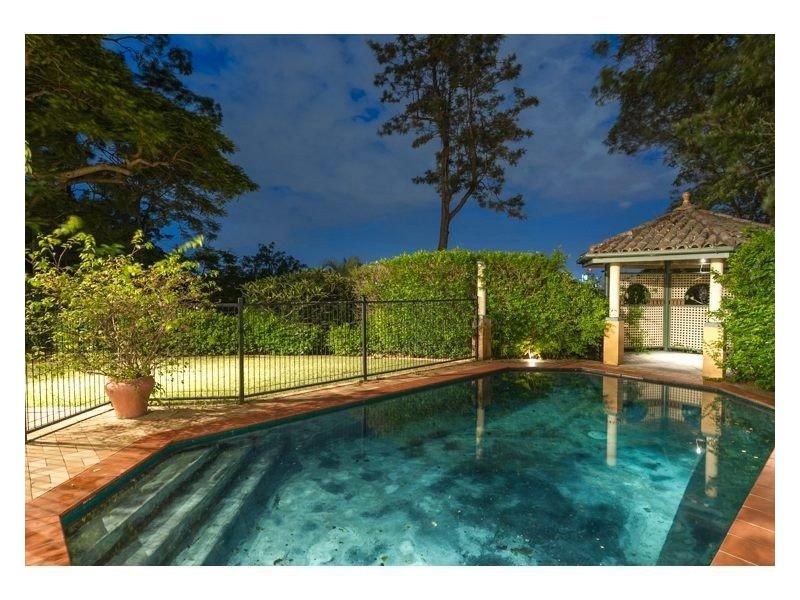340 Swann Road, St Lucia QLD 4067