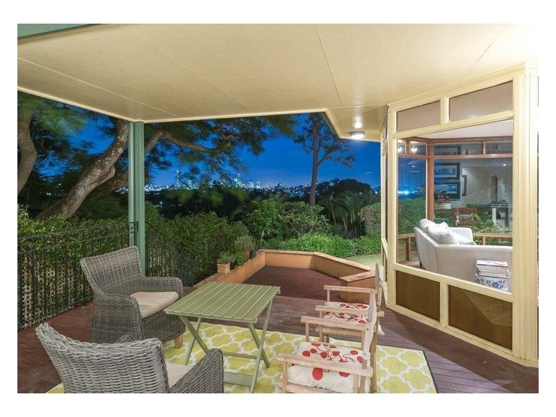 340 Swann Road, St Lucia QLD 4067