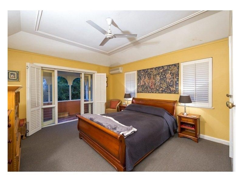 340 Swann Road, St Lucia QLD 4067